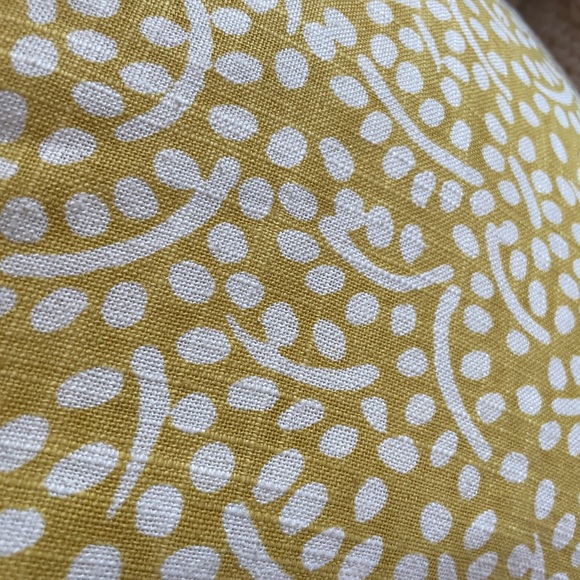 Beautiful linen/polyester pillow - Picture 2 of 5